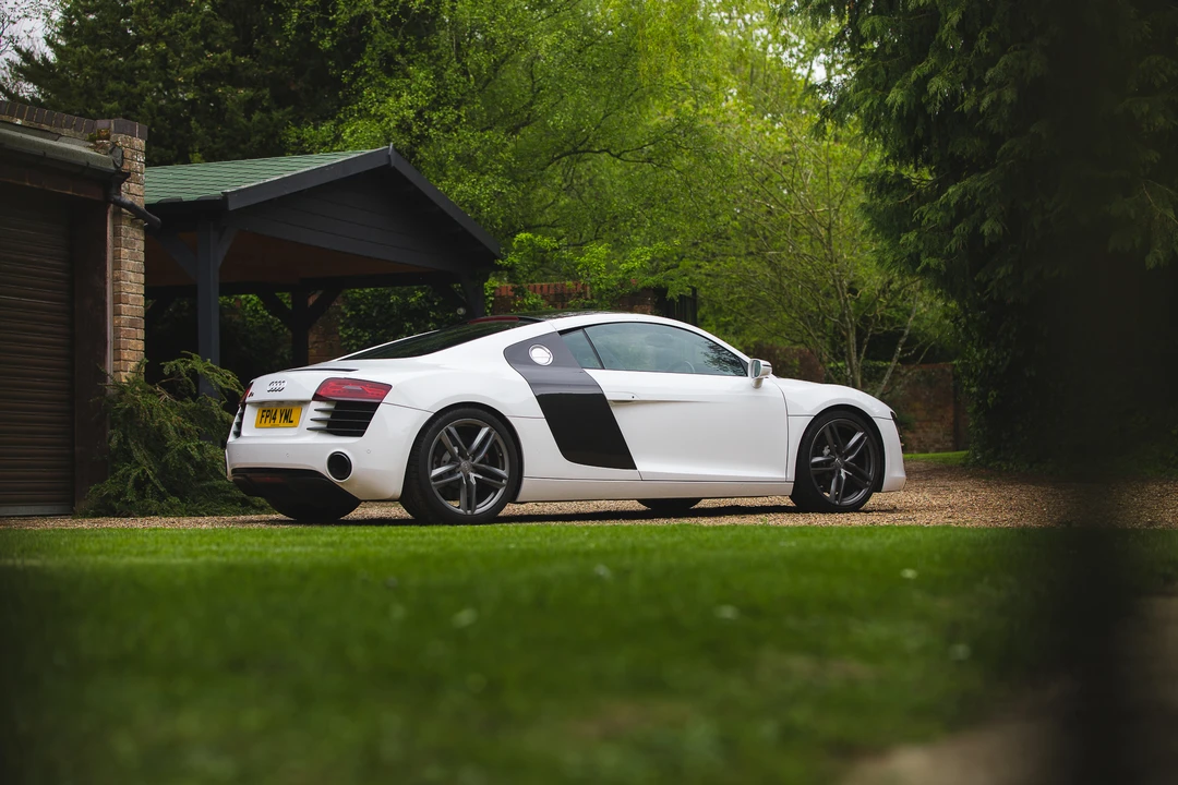 2014 Audi 42 R8 - Image 10 of 31
