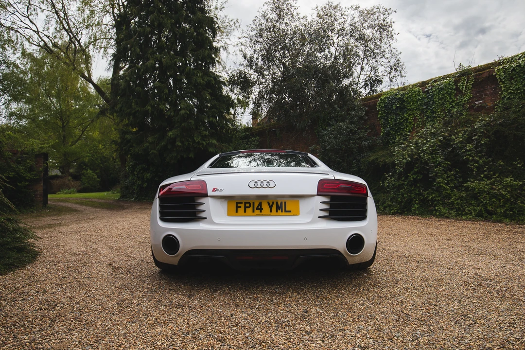 2014 Audi 42 R8 - Image 5 of 31
