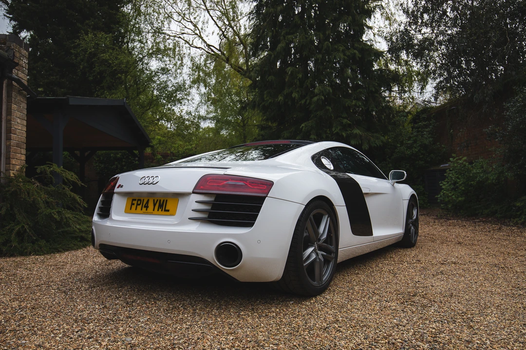 2014 Audi 42 R8 - Image 6 of 31