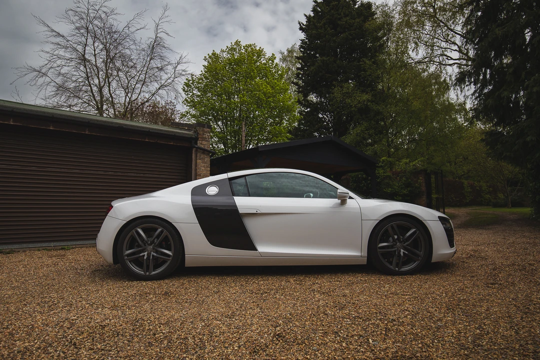 2014 Audi 42 R8 - Image 7 of 31