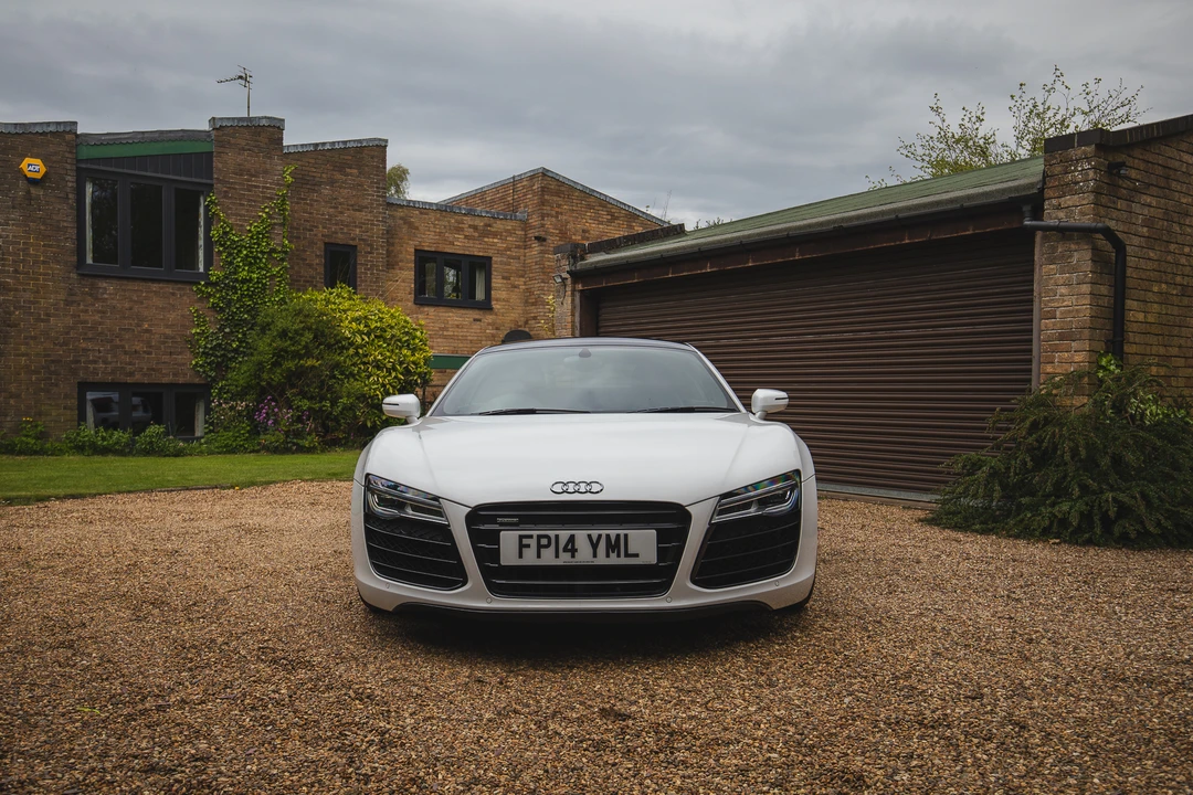2014 Audi 42 R8 - Image 2 of 31