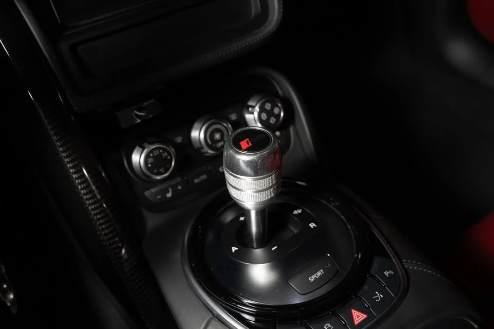 2014 Audi 42 R8 - Image 14 of 14