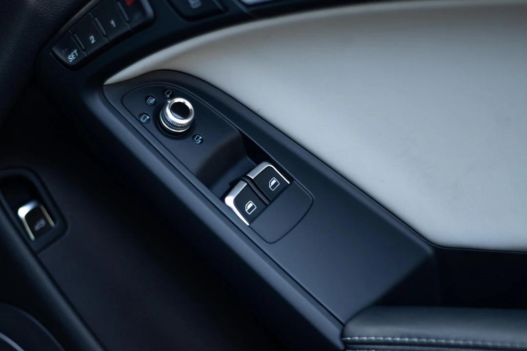2014 Audi B8 RS5 - Image 29 of 30