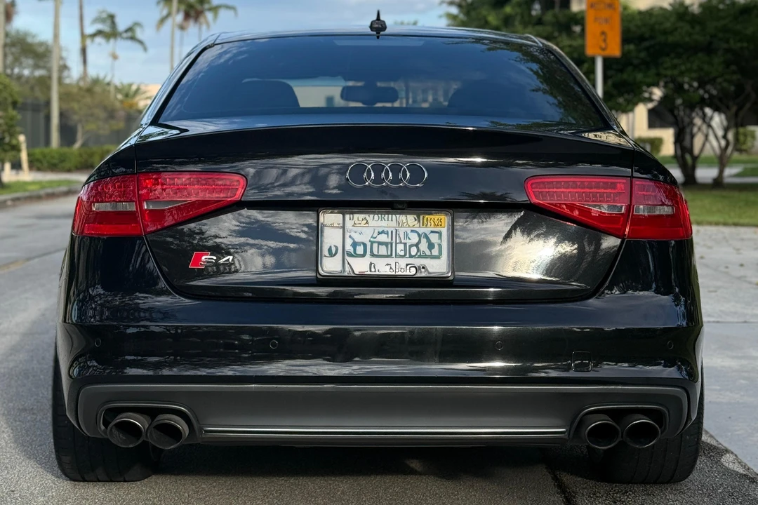 2014 Audi B8 S4 - Image 5 of 31