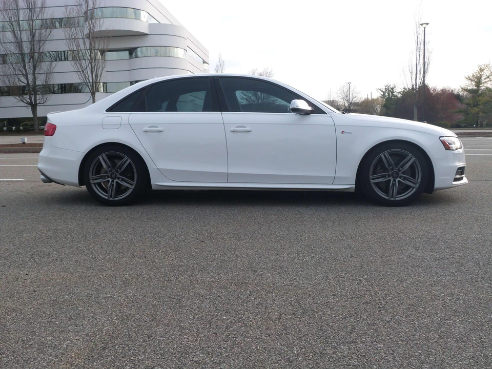 2014 Audi B8 S4 - Image 10 of 31