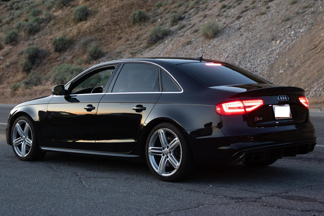 2014 Audi B8 S4 - Image 4 of 31