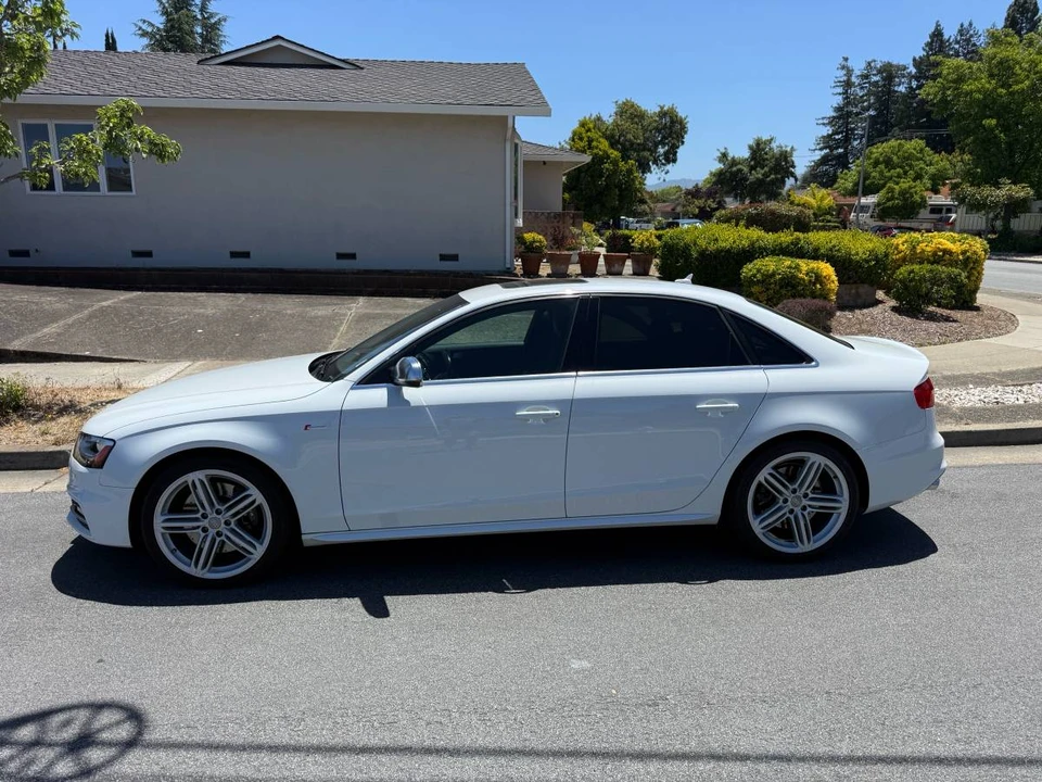 2014 Audi B8 S4 - Image 2 of 24