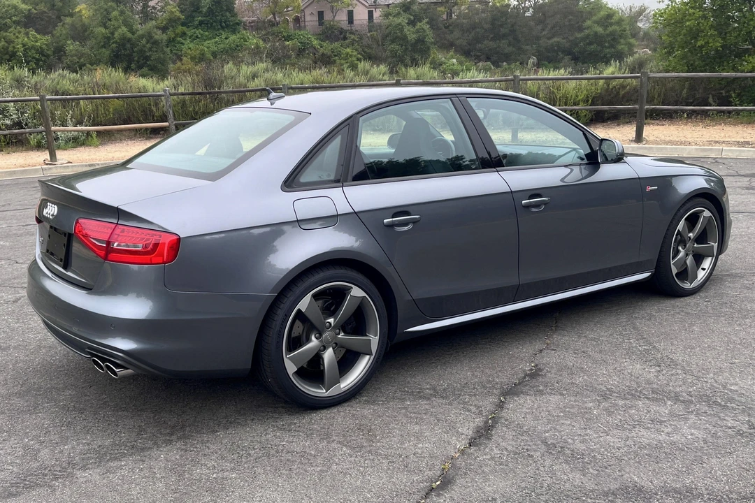 2014 Audi B8 S4 - Image 4 of 31
