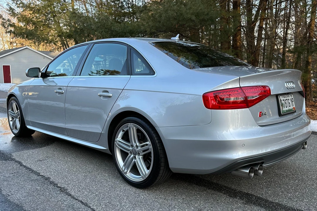 2014 Audi B8 S4 - Image 4 of 31
