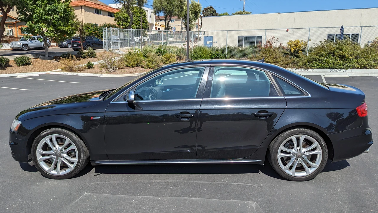 2014 Audi B8 S4 - Image 9 of 31