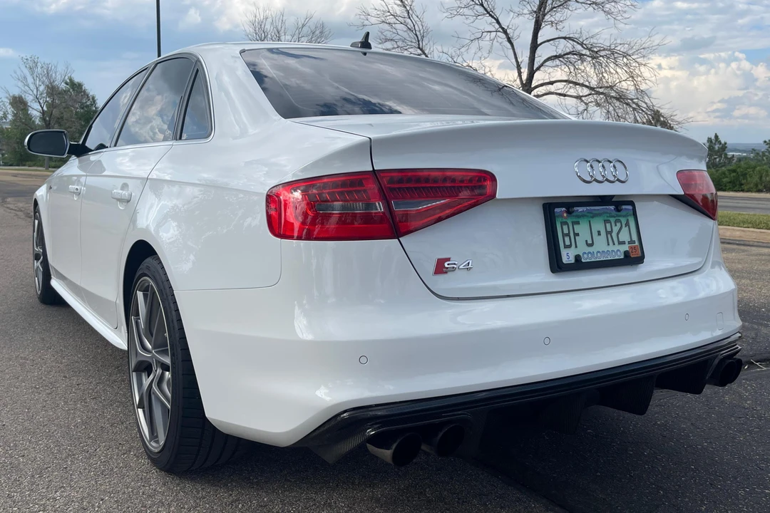 2014 Audi B8 S4 - Image 4 of 31