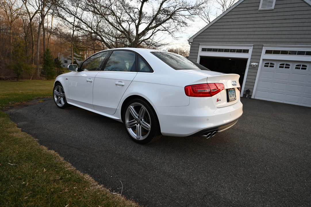 2014 Audi B8 S4 - Image 9 of 30