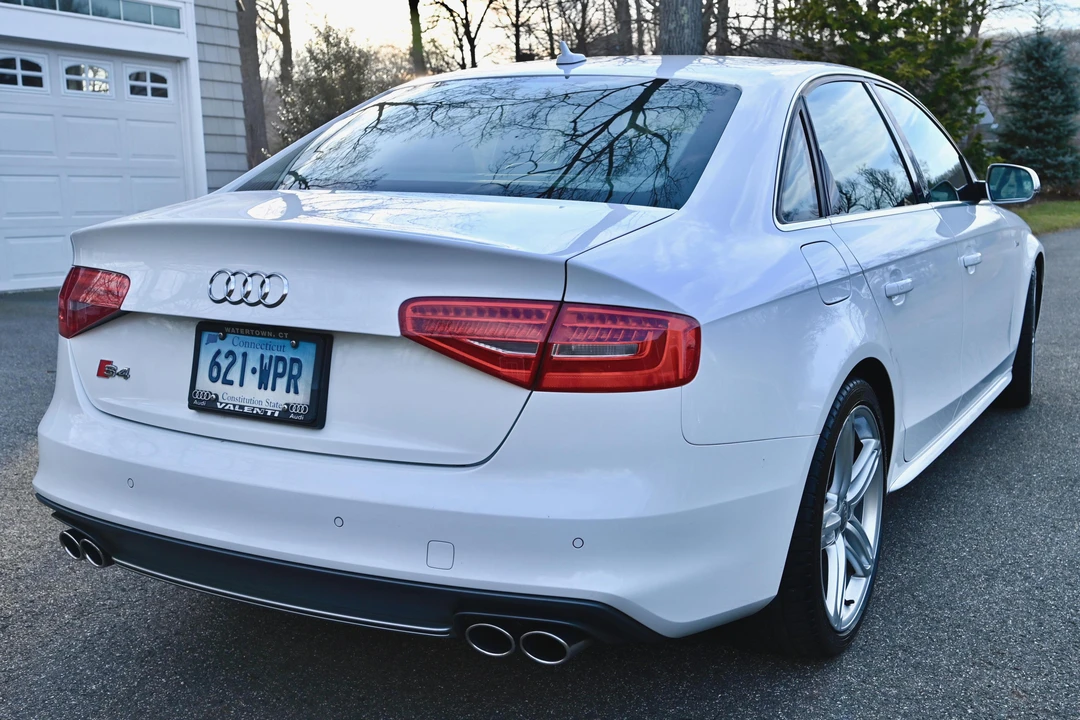 2014 Audi B8 S4 - Image 4 of 30