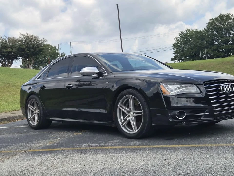 2014 Audi D4 S8 - Image 2 of 16