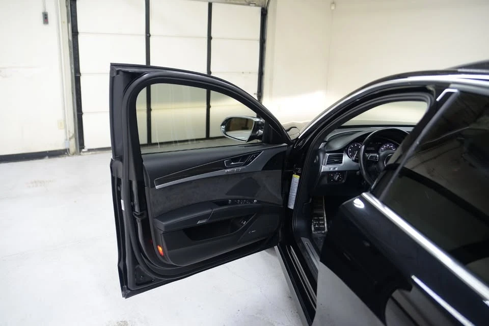 2014 Audi D4 S8 - Image 19 of 20