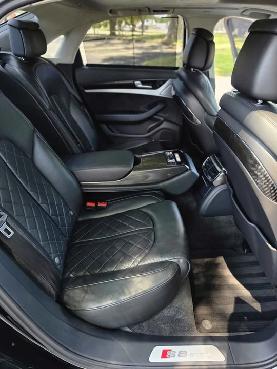 2014 Audi D4 S8 - Image 11 of 17
