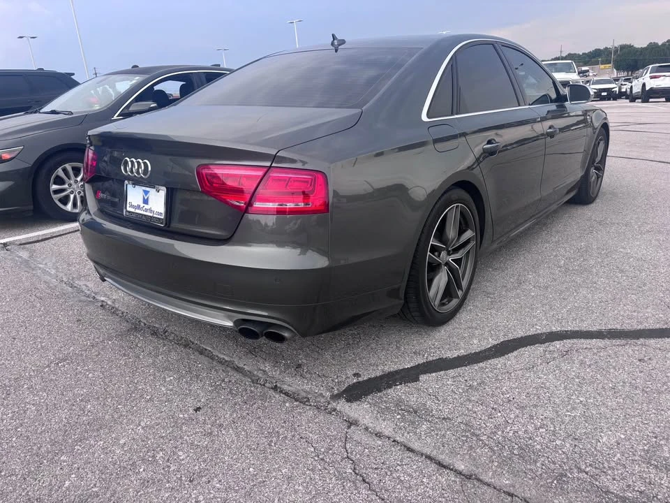 2014 Audi D4 S8 - Image 4 of 18