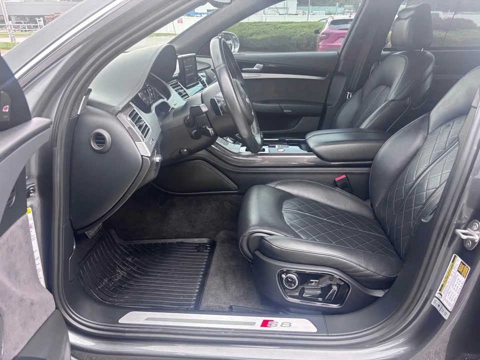 2014 Audi D4 S8 - Image 7 of 18