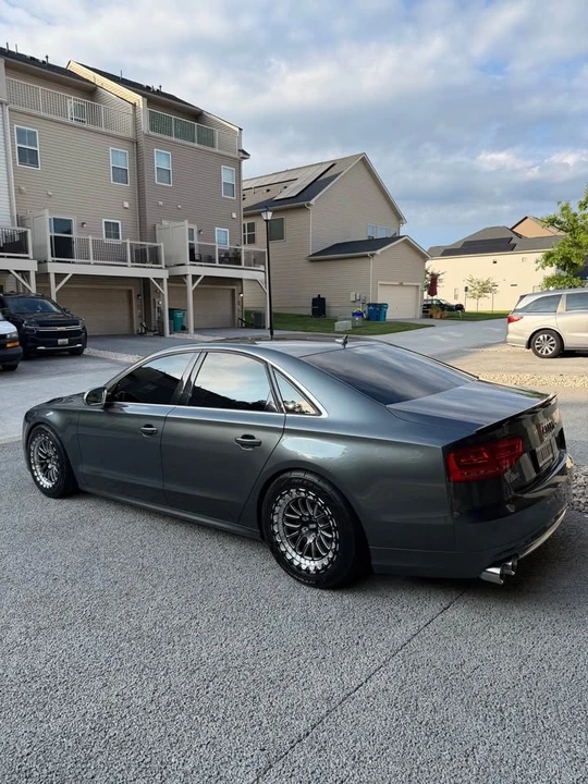 2014 Audi D4 S8 - Image 2 of 20
