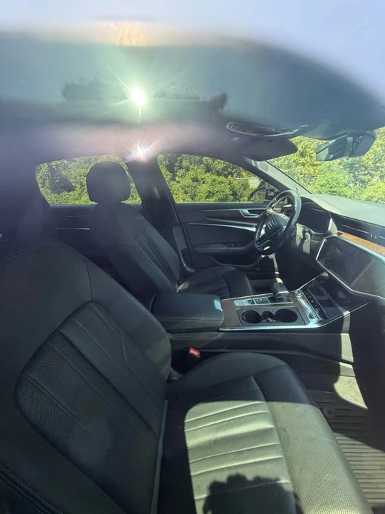 2014 Audi D4 S8 - Image 2 of 4