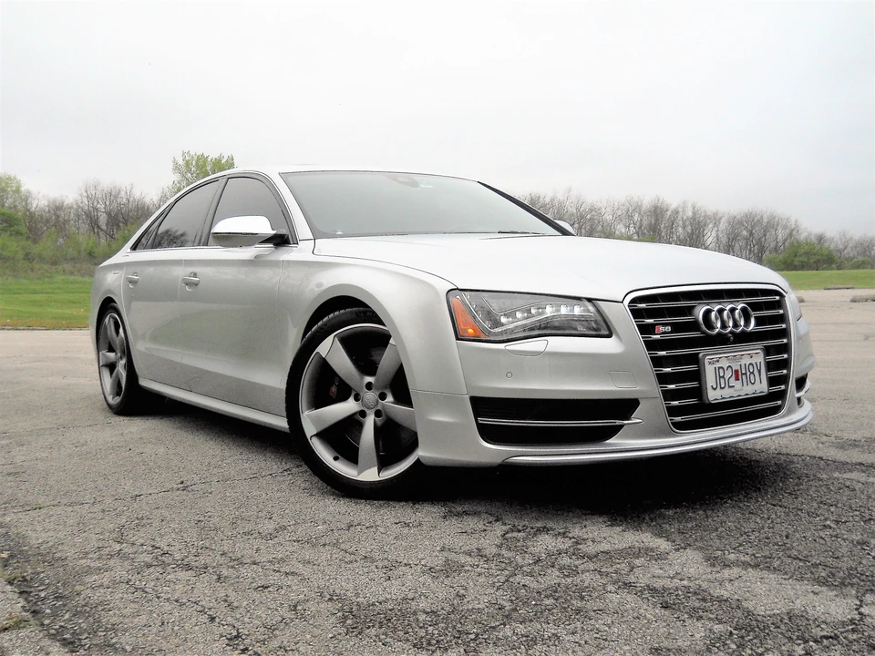 2014 Audi D4 S8 - Image 23 of 31