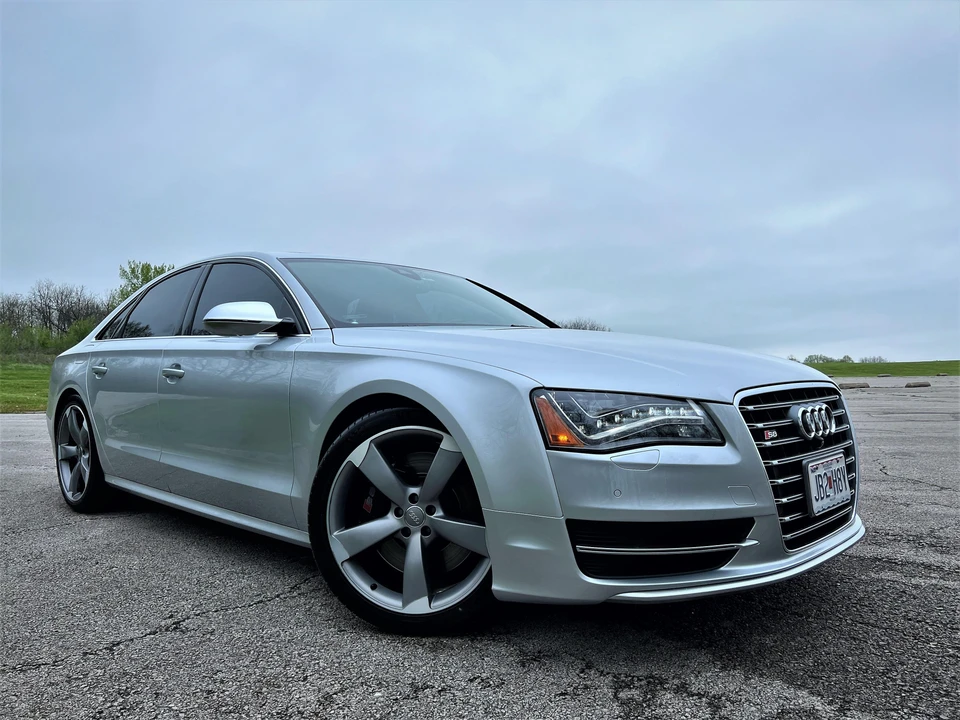 2014 Audi D4 S8 - Image 22 of 31