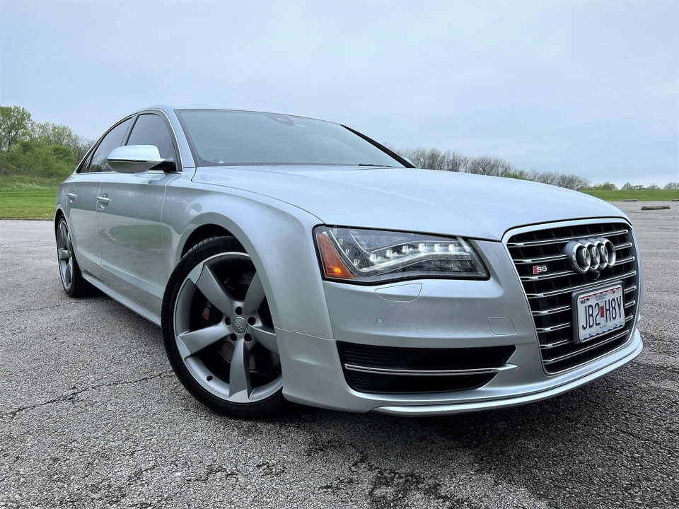 2014 Audi D4 S8 - Image 24 of 31
