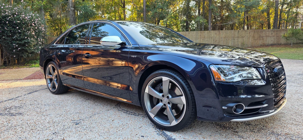 2014 Audi D4 S8 - Image 18 of 31