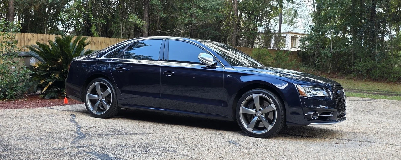 2014 Audi D4 S8 - Image 17 of 31