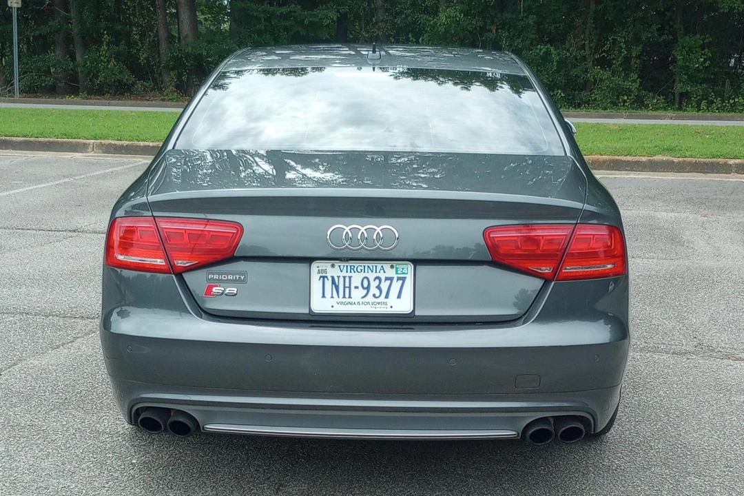 2014 Audi D4 S8 - Image 5 of 31