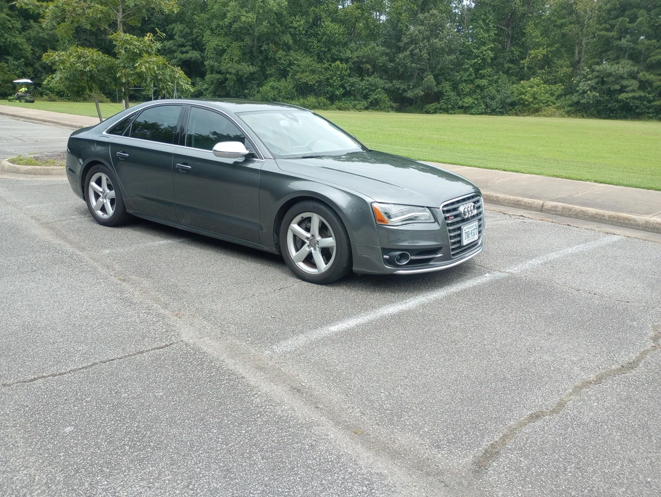 2014 Audi D4 S8 - Image 17 of 31