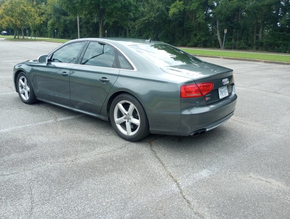 2014 Audi D4 S8 - Image 10 of 31