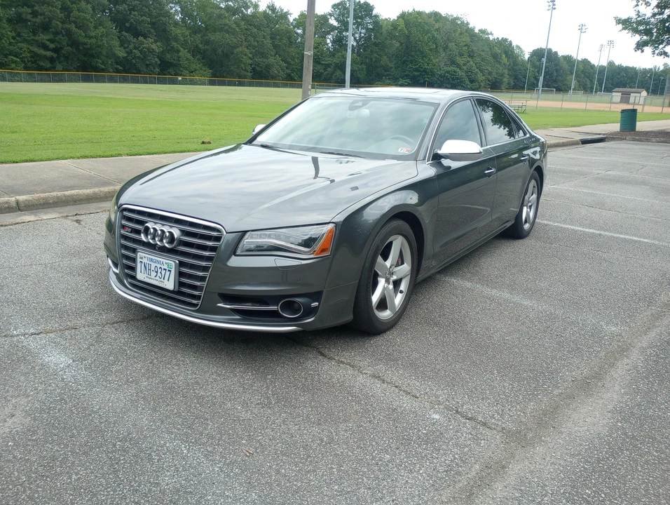 2014 Audi D4 S8 - Image 7 of 31