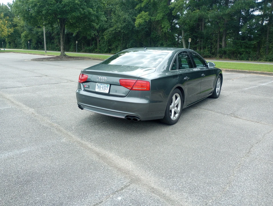 2014 Audi D4 S8 - Image 13 of 31