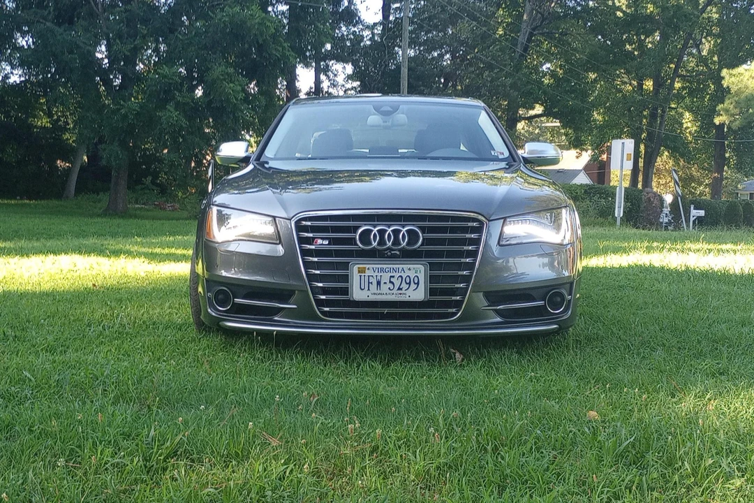 2014 Audi D4 S8 - Image 6 of 31