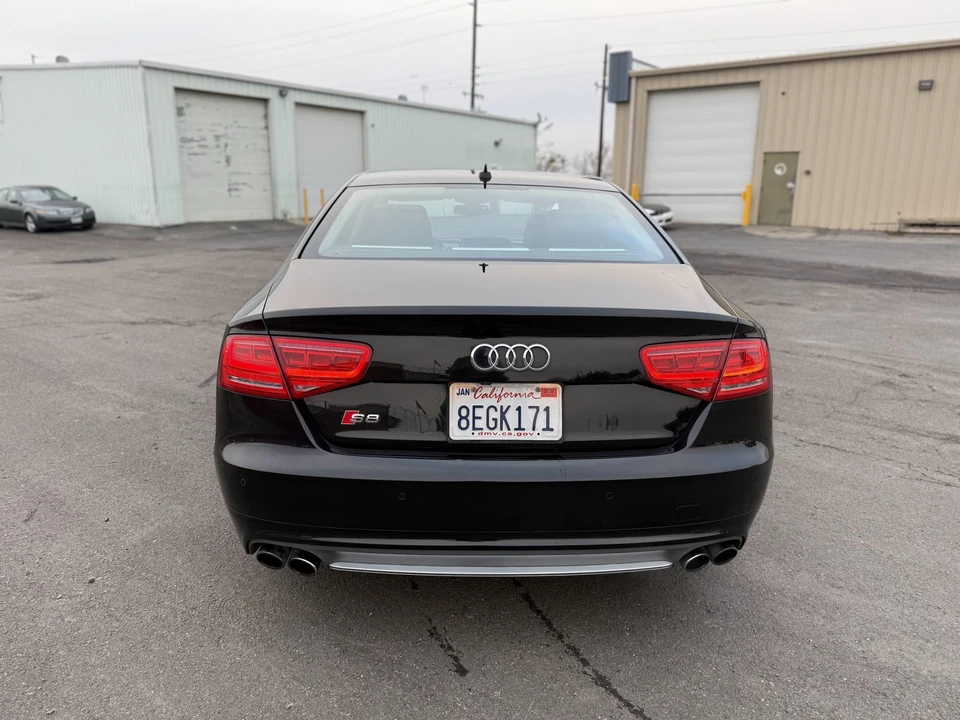 2014 Audi D4 S8 - Image 7 of 31