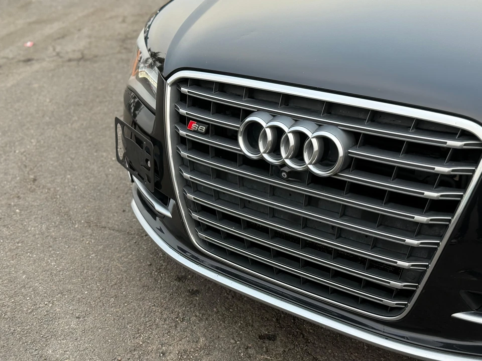 2014 Audi D4 S8 - Image 12 of 31