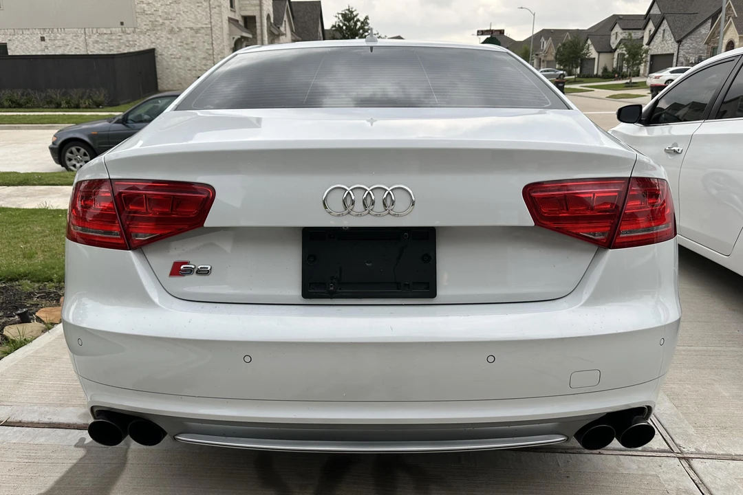 2014 Audi D4 S8 - Image 5 of 31