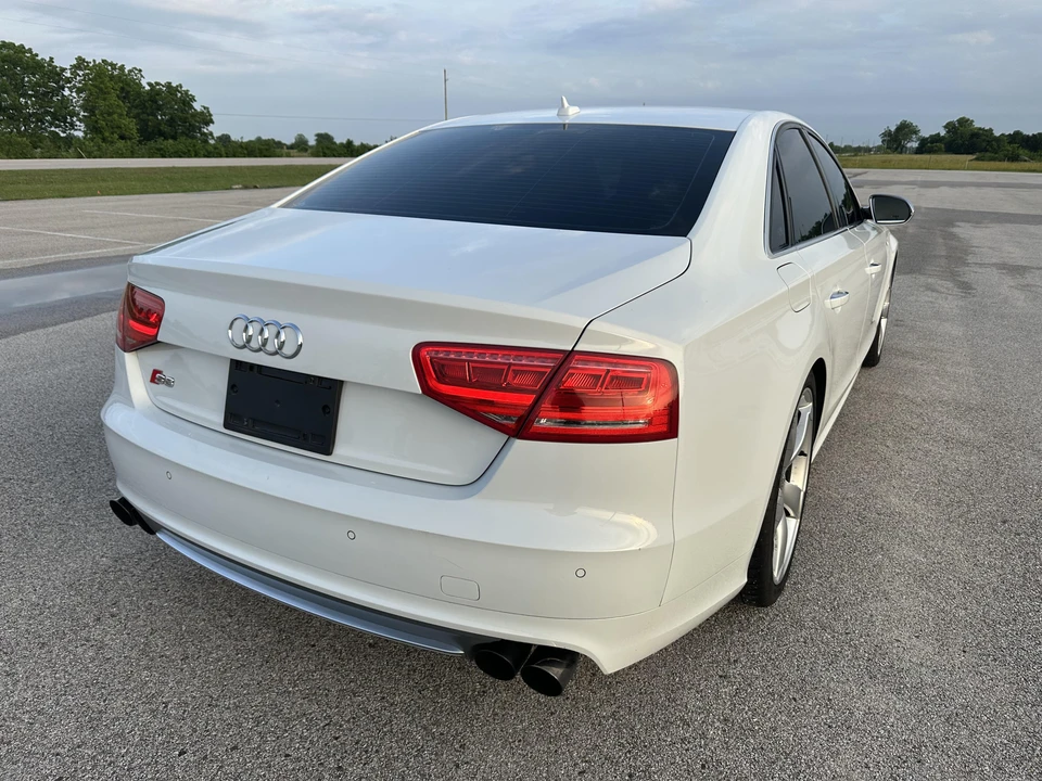 2014 Audi D4 S8 - Image 21 of 31
