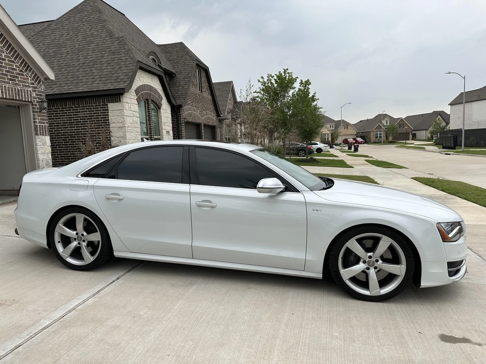 2014 Audi D4 S8 - Image 27 of 31