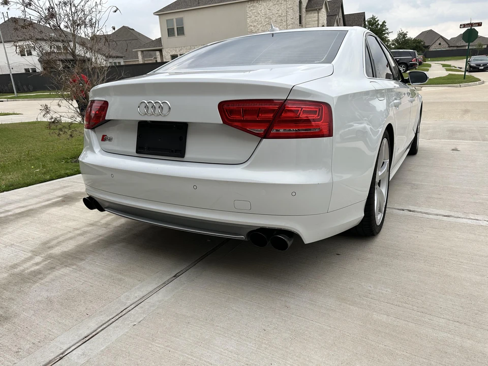 2014 Audi D4 S8 - Image 18 of 31