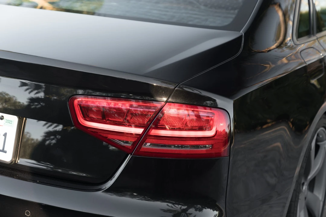 2014 Audi D4 S8 - Image 23 of 31