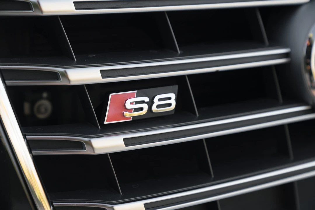 2014 Audi D4 S8 - Image 29 of 31