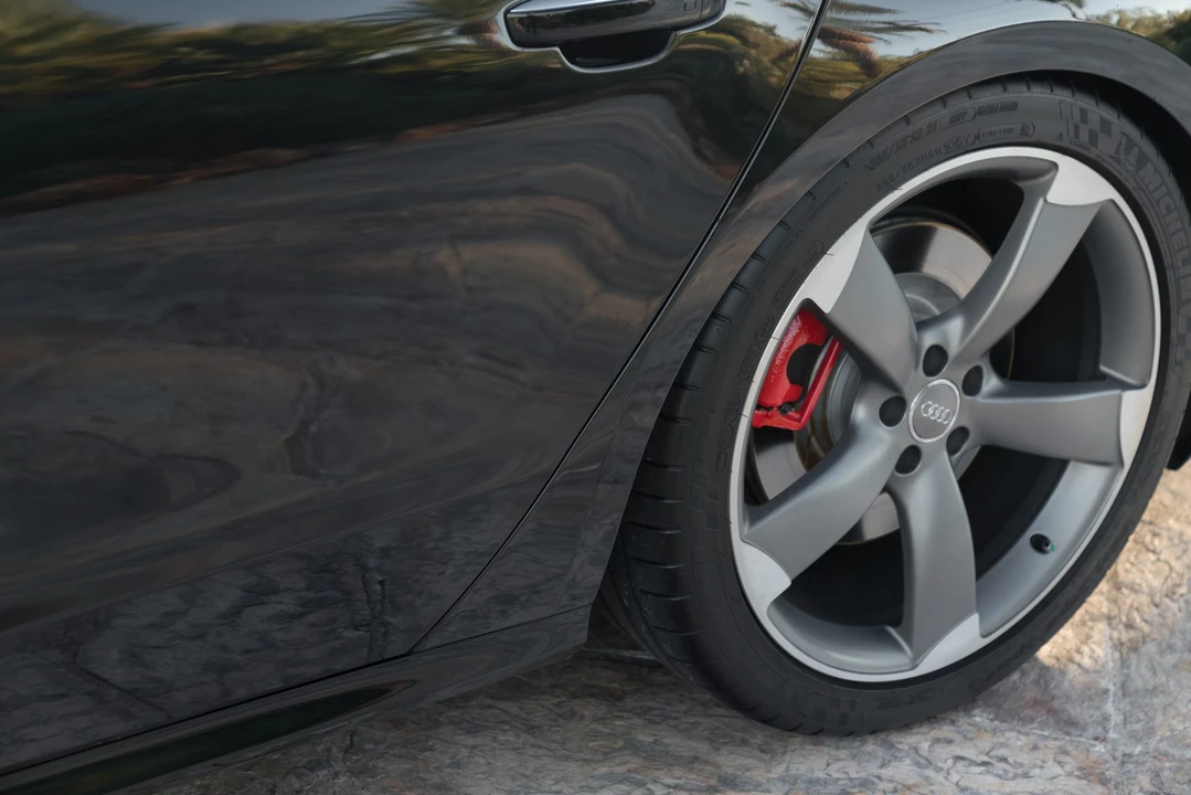 2014 Audi D4 S8 - Image 20 of 31
