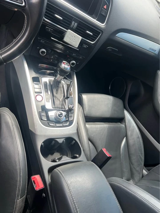 2014 Audi 8R SQ5 - Image 6 of 10
