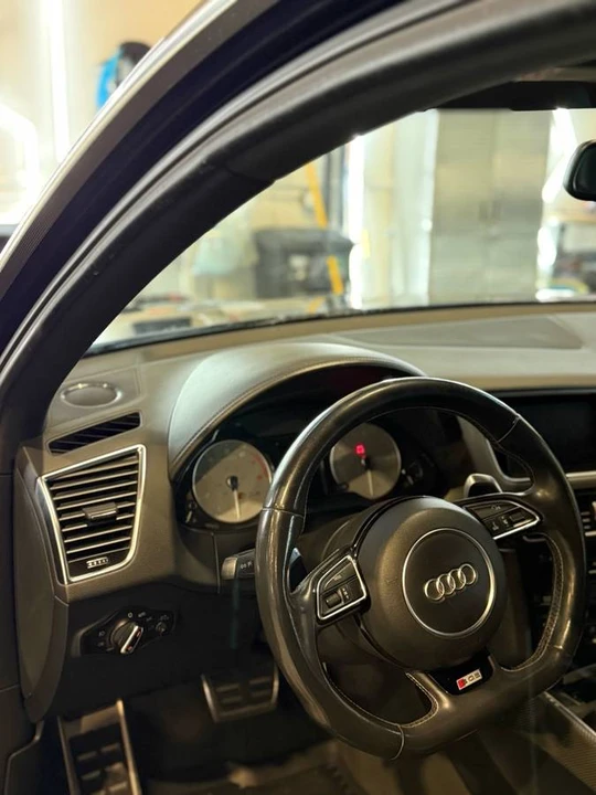 2014 Audi 8R SQ5 - Image 6 of 10