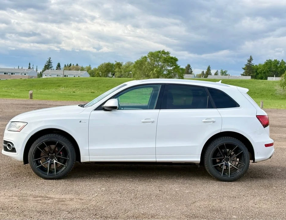 2014 Audi 8R SQ5 - Image 3 of 16