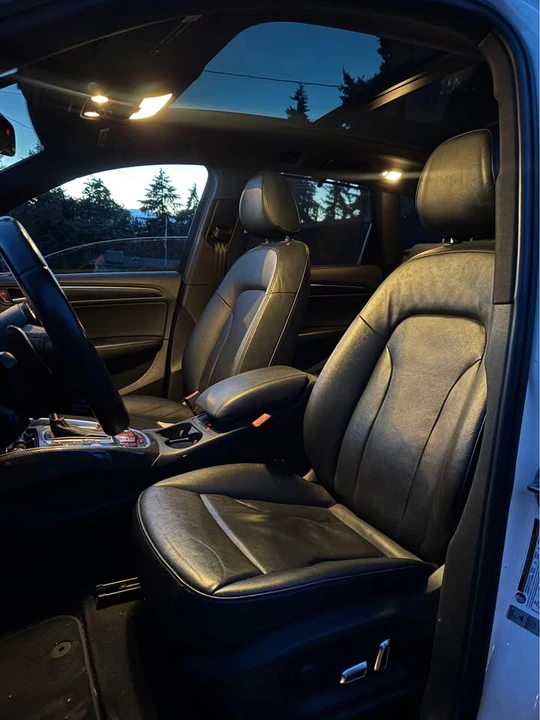2014 Audi 8R SQ5 - Image 13 of 14