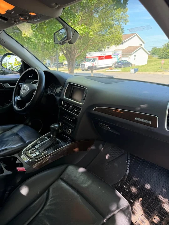 2014 Audi 8R SQ5 - Image 11 of 16