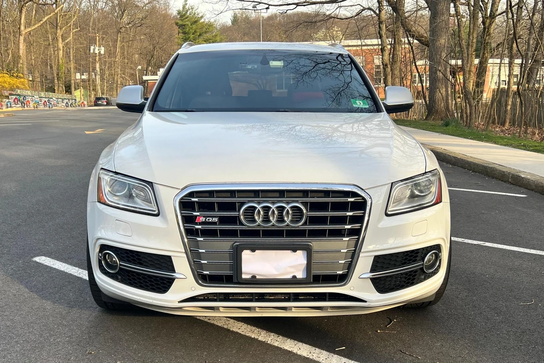 2014 Audi 8R SQ5 - Image 2 of 25